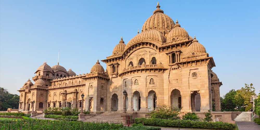 Belur Math In Bengal, Is A Place Of Pilgrimage, Incorporating The Motifs Of Various Religions, Symbolizing The Harmony Of Religions Taught By Sri Ramakrishna.